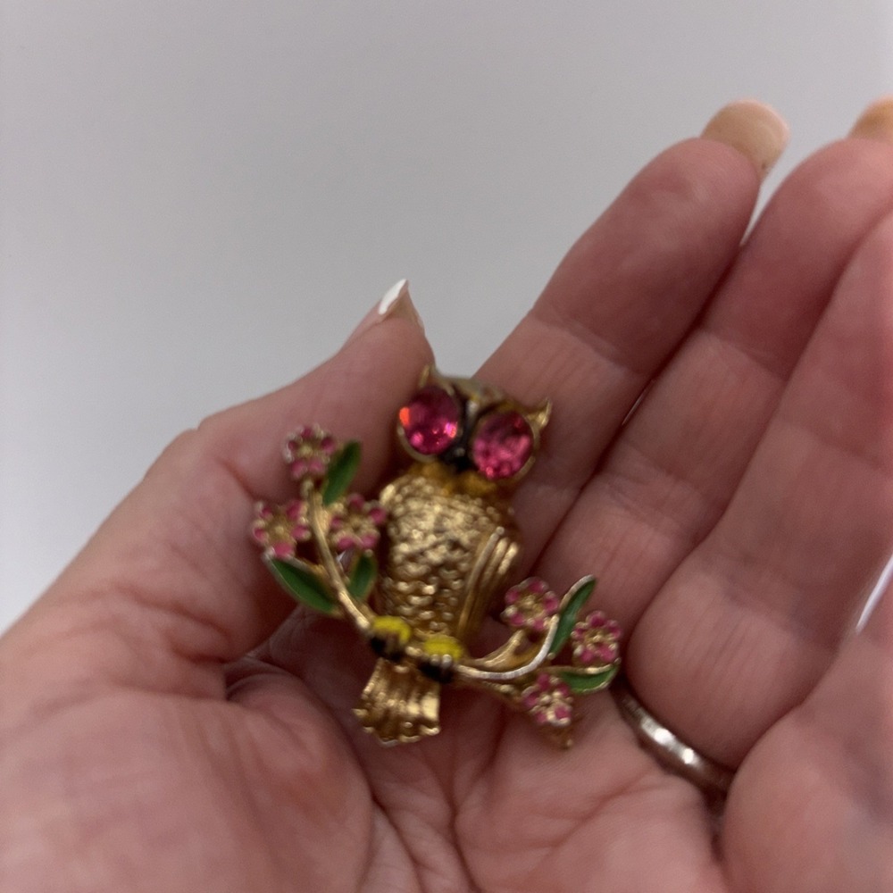 Coro Vintage Owl Pink Rhinestone Eyes With Flowers Gold Toned Brooch Pin - Picture 6 of 11